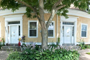 Heritage Townhouse in Downtown Halifax